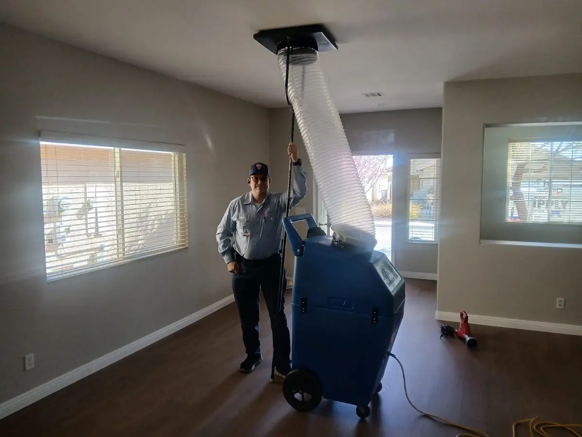 Professional Emergency HVAC Repair work inside a Lake Forest home